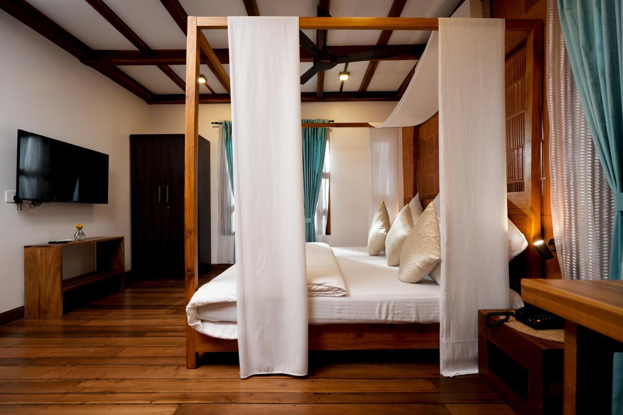 Little Chembaka Guest House Kumarakom Exterior foto